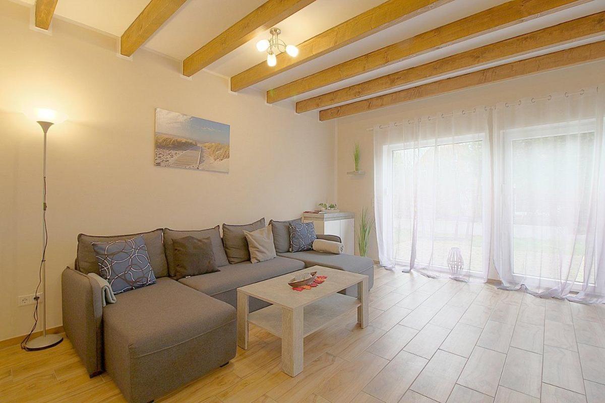 Ferienhaus Lanah Wurster Nordseekuste Exteriör bild